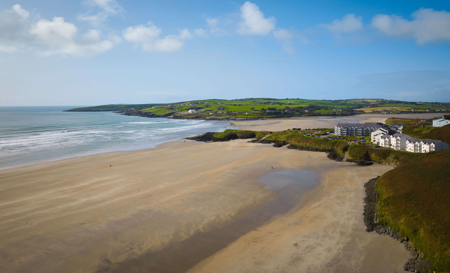 Inchydoney left beach www.inchydoneyisland.com_v4